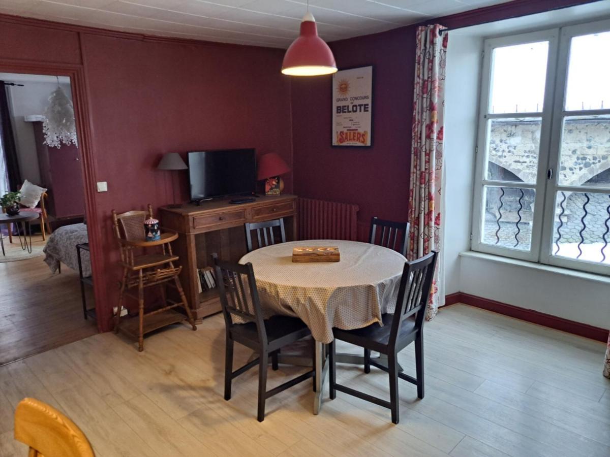 Charmant Appartement Au Coeur Des Volcans D Auvergne Murat  Buitenkant foto