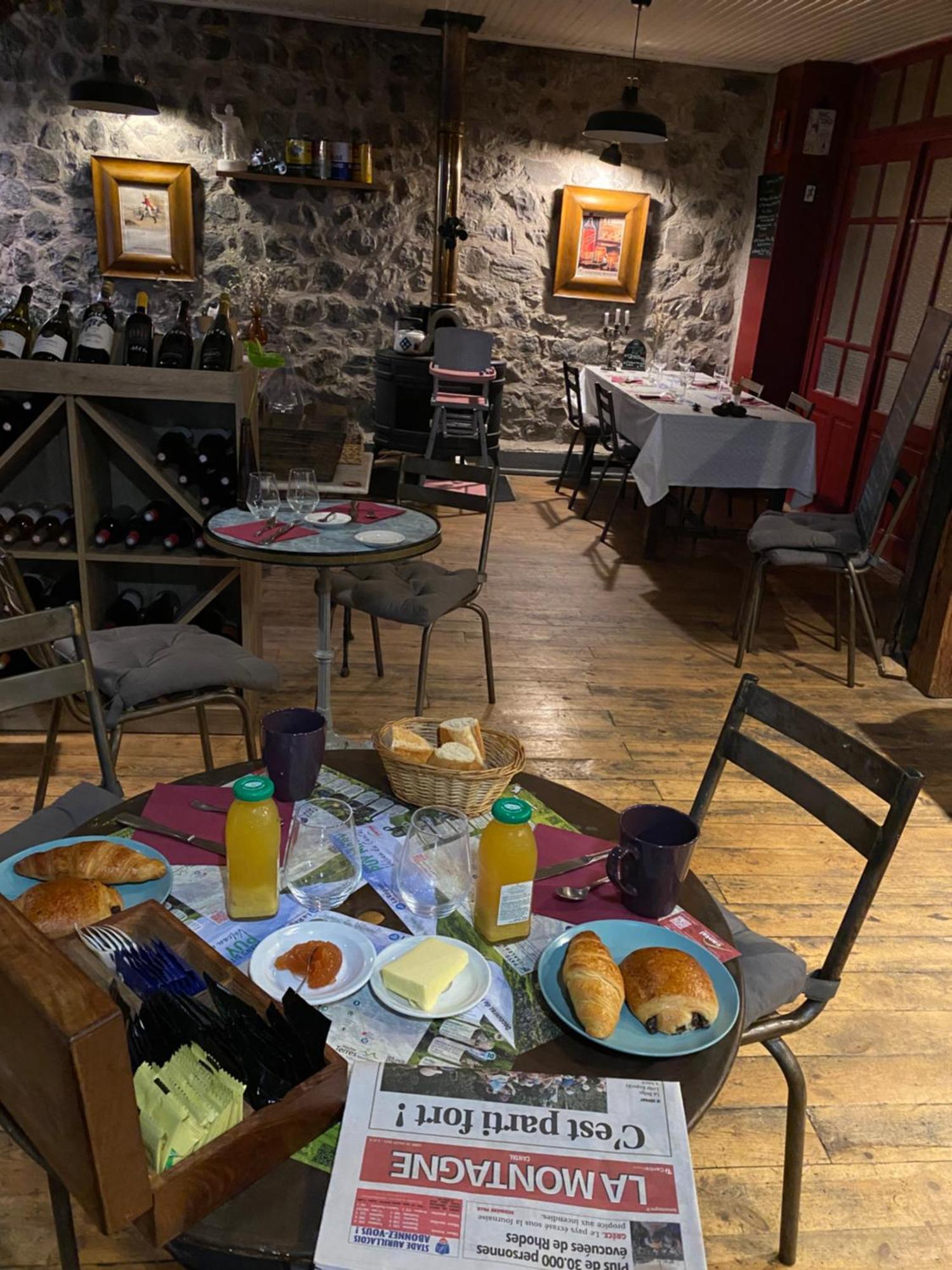 Charmant Appartement Au Coeur Des Volcans D Auvergne Murat  Buitenkant foto
